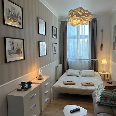 Auberge de jeunesse Happy8 *