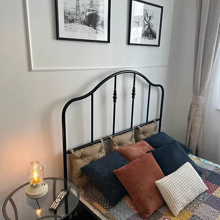 Happy8 ホステル *