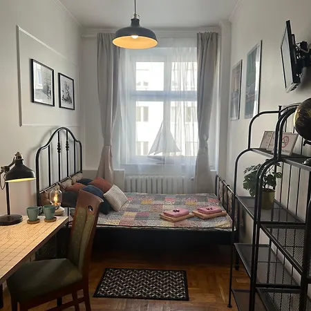 ホステル Happy8 *