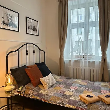 Happy8 ホステル *