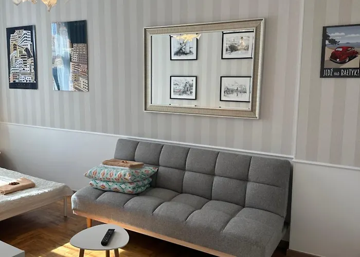 Happy8 Хостел Гдыня