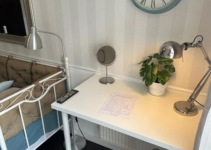 Happy8 Хостел *